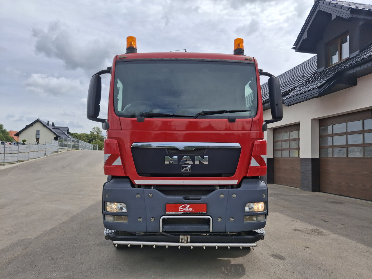 MAN TGS 18.320 Zamiatarka Kehrmaschine BUCHER 2 Motoren Karcher Szczotki L/R - Vozilo za pometanje: slika 2 MAN TGS 18.320 Zamiatarka Kehrmaschine BUCHER 2 Motoren Karcher Szczotki L/R - Vozilo za pometanje: slika 2