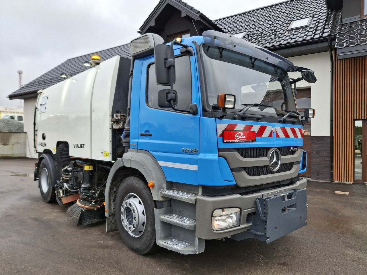 Mercedes-Benz Axor 1829 Zamiatarka Kehrmaschine FAUN Euro5 PM10 76 Tyś KM 2010 - Vozilo za pometanje: slika 1 Mercedes-Benz Axor 1829 Zamiatarka Kehrmaschine FAUN Euro5 PM10 76 Tyś KM 2010 - Vozilo za pometanje: slika 1