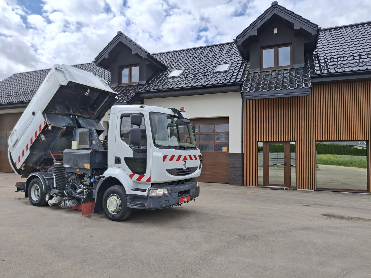 RENAULT Midlum 220 Zamiatarka Johnston VS500 Szczotki L/R Obie Strony Napęd Hydrostatyczny 2012r lizing RENAULT Midlum 220 Zamiatarka Johnston VS500 Szczotki L/R Obie Strony Napęd Hydrostatyczny 2012r: slika 10