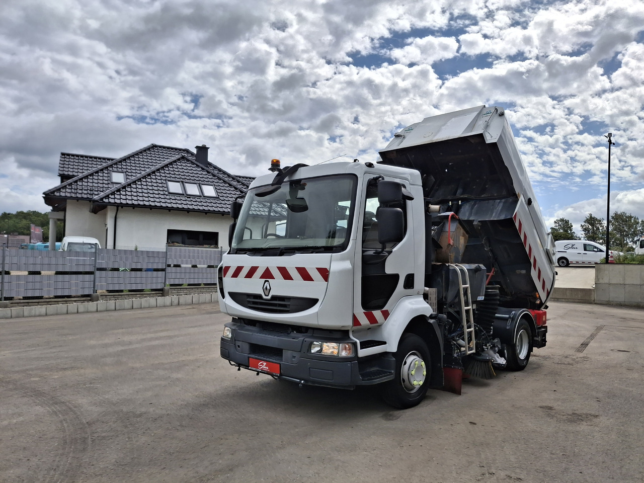 RENAULT Midlum 220 Zamiatarka Johnston VS500 Szczotki L/R Obie Strony Napęd Hydrostatyczny 2012r lizing RENAULT Midlum 220 Zamiatarka Johnston VS500 Szczotki L/R Obie Strony Napęd Hydrostatyczny 2012r: slika 11