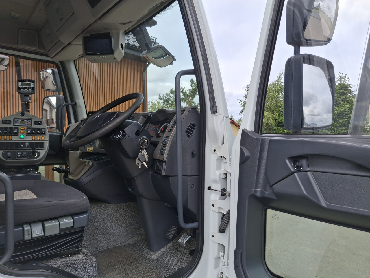 RENAULT Midlum 220 Zamiatarka Johnston VS500 Szczotki L/R Obie Strony Napęd Hydrostatyczny 2012r lizing RENAULT Midlum 220 Zamiatarka Johnston VS500 Szczotki L/R Obie Strony Napęd Hydrostatyczny 2012r: slika 19