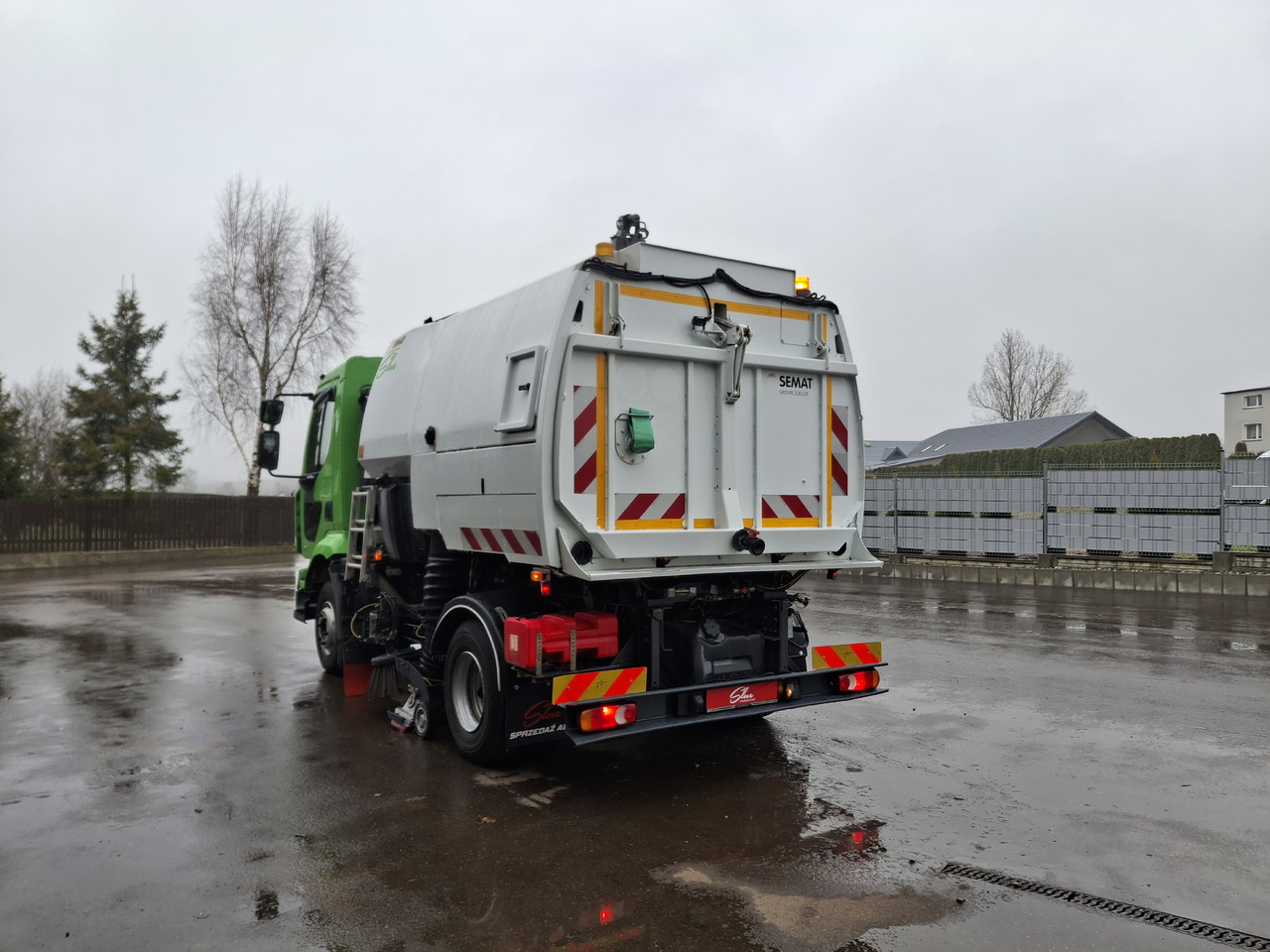 Renault Midlum 220 SEMAT Zoeller Johnston 2014r PM10 L/R 2 Motoren JCB - Vozilo za pometanje: slika 3 Renault Midlum 220 SEMAT Zoeller Johnston 2014r PM10 L/R 2 Motoren JCB - Vozilo za pometanje: slika 3