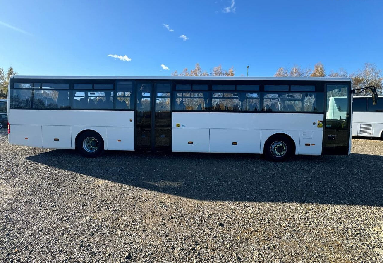 Mercedes-Benz Intouro/Manual/64 miejsca+23 stojące/Winda/Euro 5 - Primestni avtobus: slika 5 Mercedes-Benz Intouro/Manual/64 miejsca+23 stojące/Winda/Euro 5 - Primestni avtobus: slika 5