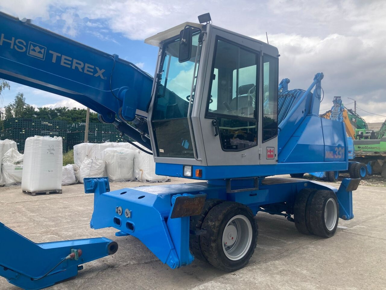 Fuchs MHL 331 C with Generator - Bager za prekladanje primarnih/ Sekundarnih surovin: slika 5 Fuchs MHL 331 C with Generator - Bager za prekladanje primarnih/ Sekundarnih surovin: slika 5