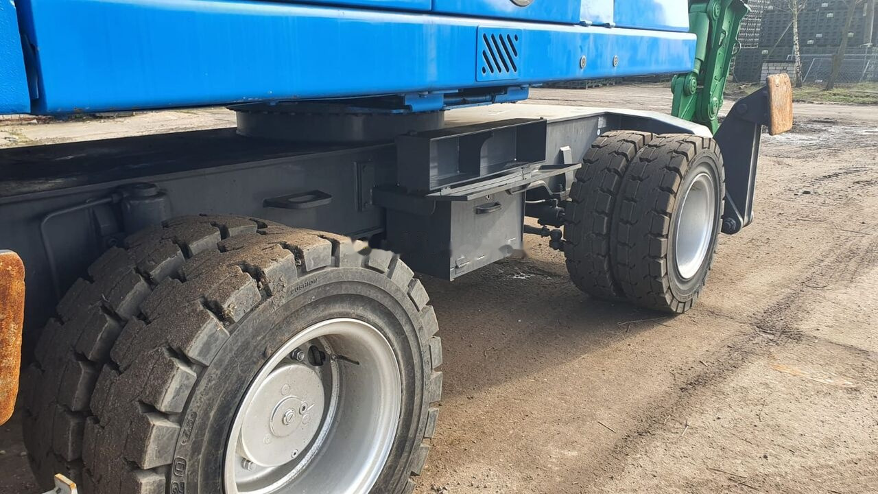 Bager za prekladanje primarnih/ Sekundarnih surovin Fuchs MHL 340D FQC + LST 3to shear: slika 11