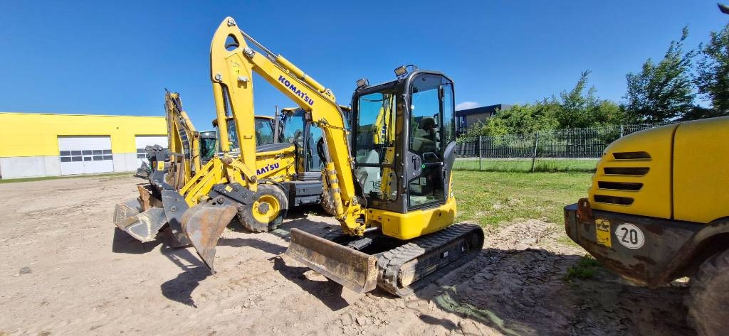 Komatsu PC 26 MR - Mini bager: slika 1 Komatsu PC 26 MR - Mini bager: slika 1