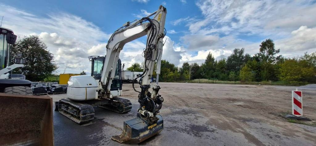 Komatsu PC 80 MR-5E0 - Mini bager: slika 2 Komatsu PC 80 MR-5E0 - Mini bager: slika 2