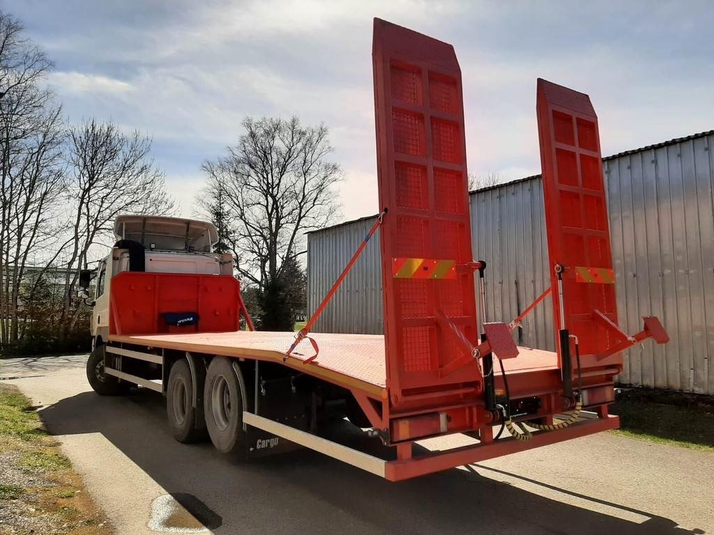 DAF 85.410 6X2 CAR TRANSPORTER - Tovornjak avtotransporter: slika 2 DAF 85.410 6X2 CAR TRANSPORTER - Tovornjak avtotransporter: slika 2