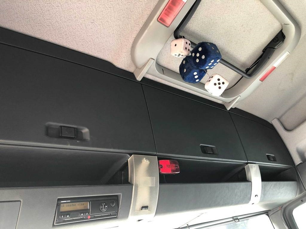 MAN TGA 26.480 6X2-2 BL - Vakuumski tovornjak: slika 4 MAN TGA 26.480 6X2-2 BL - Vakuumski tovornjak: slika 4