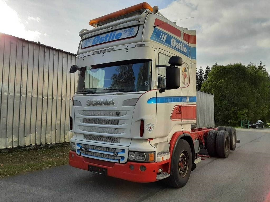 Scania R560 6X2 CHASSY 412kW - Tovornjak-šasija: slika 1 Scania R560 6X2 CHASSY 412kW - Tovornjak-šasija: slika 1