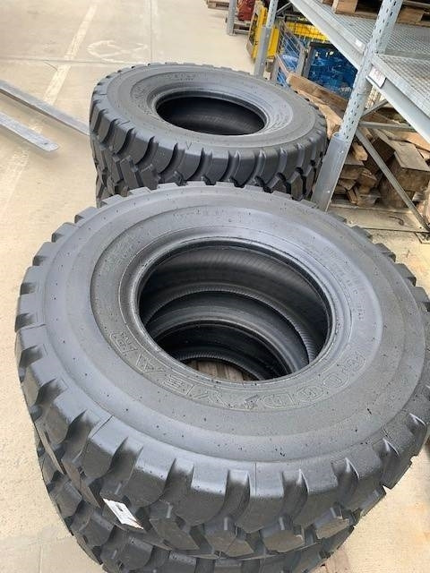 Goodyear RT3B 17.5 R25 - Guma za Gradbeni stroj: slika 1 Goodyear RT3B 17.5 R25 - Guma za Gradbeni stroj: slika 1