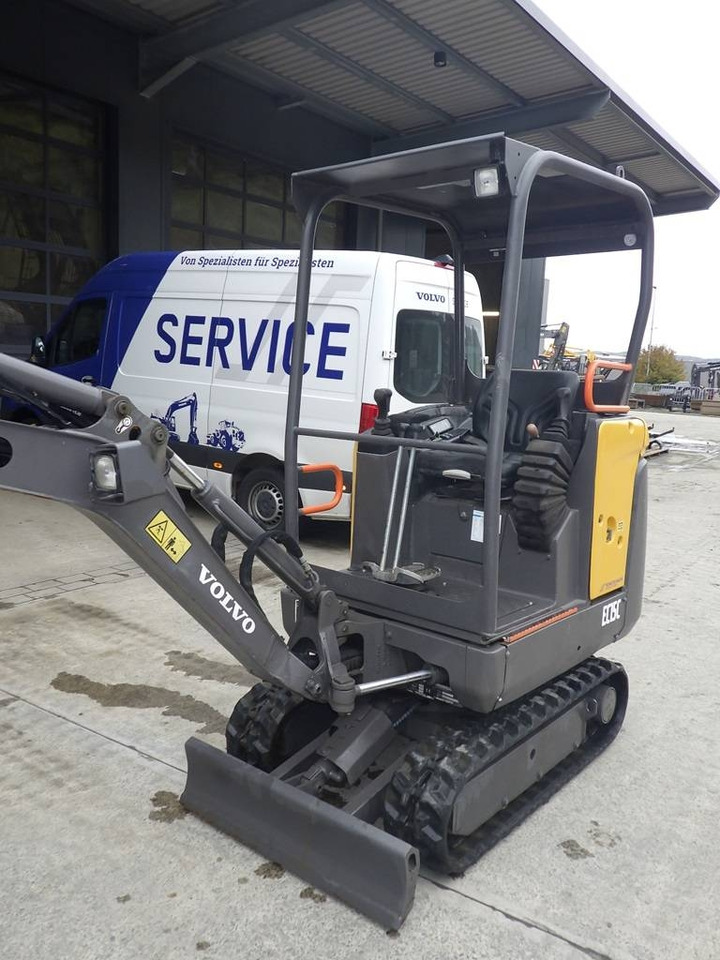 Volvo EC 15 C - Mini bager: slika 2 Volvo EC 15 C - Mini bager: slika 2