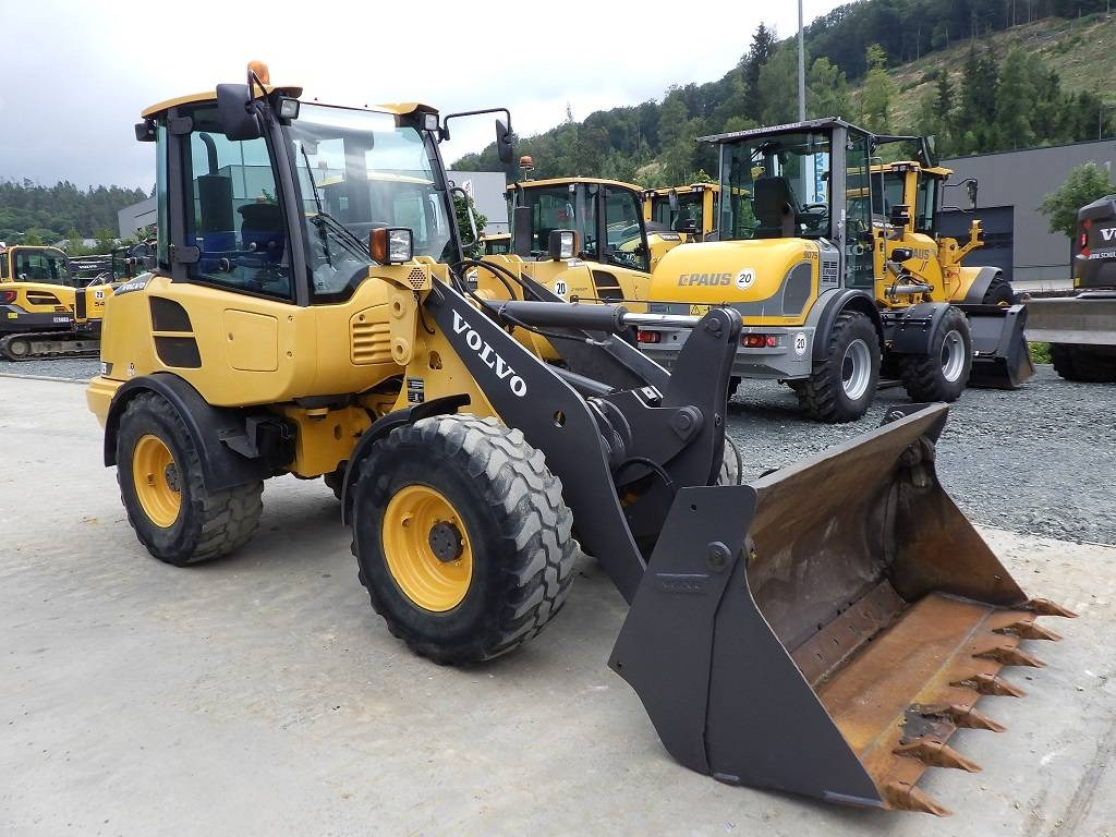 Volvo L 25 F - Kolesni nakladalec: slika 3 Volvo L 25 F - Kolesni nakladalec: slika 3