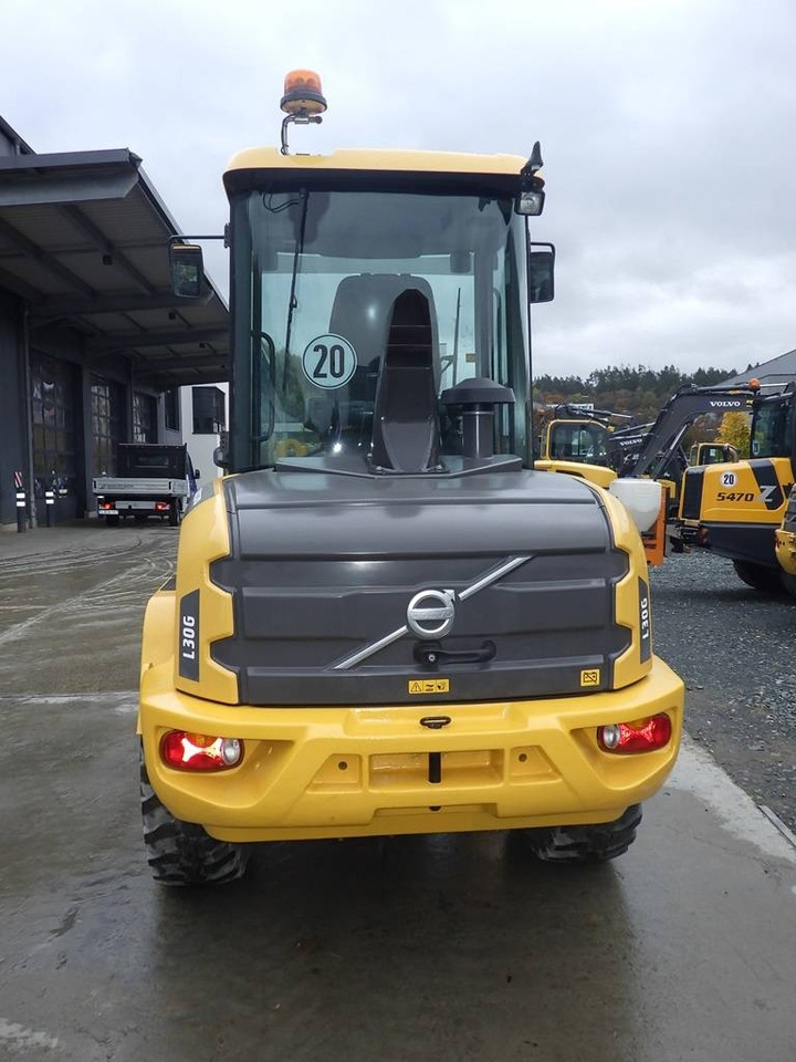 Volvo L 30 G - Kolesni nakladalec: slika 5 Volvo L 30 G - Kolesni nakladalec: slika 5
