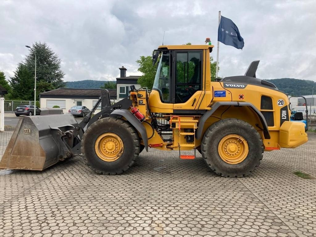 Volvo L 70 H - Kolesni nakladalec: slika 2 Volvo L 70 H - Kolesni nakladalec: slika 2