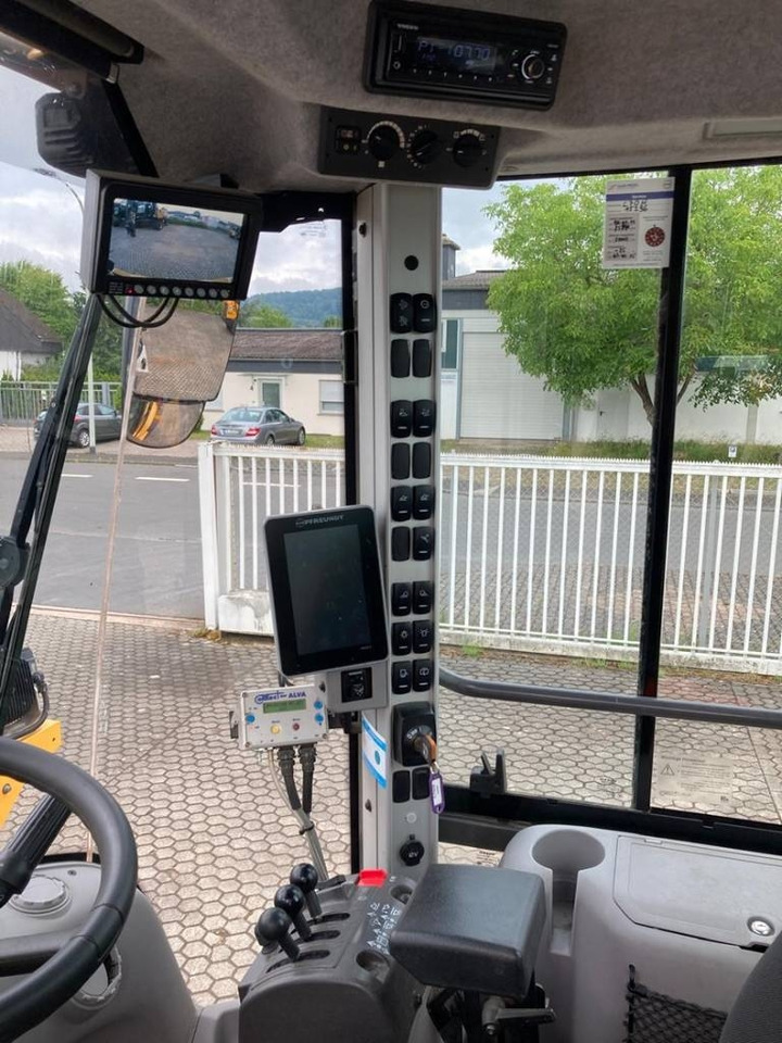 Kolesni nakladalec Volvo L 70 H: slika 10