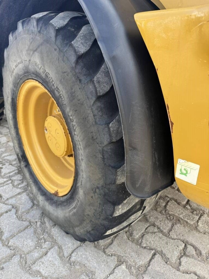 Kolesni nakladalec CAT 908M: slika 15