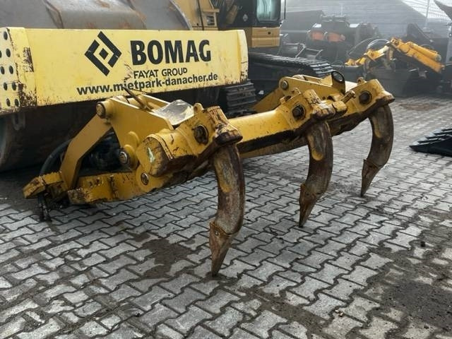 CAT Ripper für CAT 973D - Nakladalec goseničar: slika 1 CAT Ripper für CAT 973D - Nakladalec goseničar: slika 1