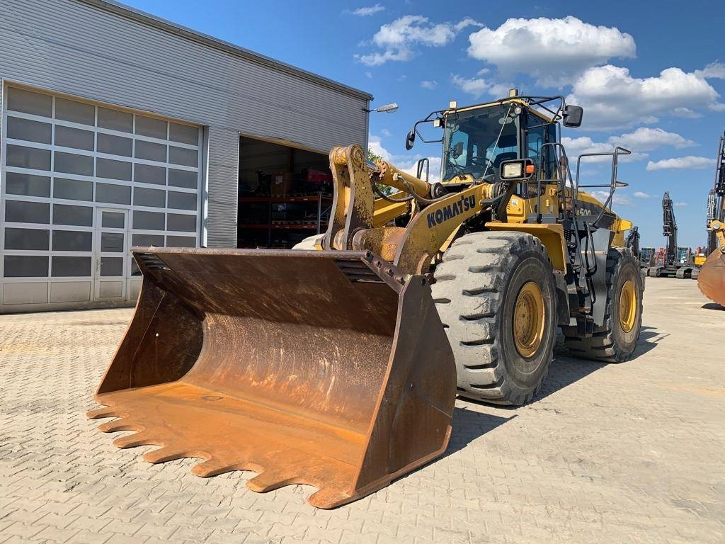 Komatsu WA 500-7 - Kolesni nakladalec: slika 1 Komatsu WA 500-7 - Kolesni nakladalec: slika 1