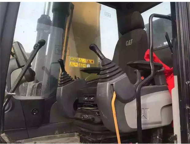 2019 Caterpillar 329D - Bager goseničar: slika 4 2019 Caterpillar 329D - Bager goseničar: slika 4