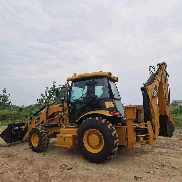 Bager nakladalec 2023 Caterpillar 420F: slika 7