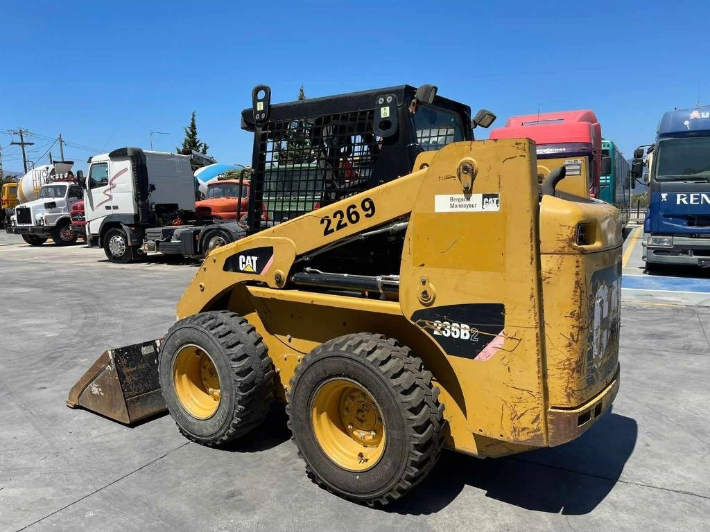 CAT 236 B - Mini nakladalec: slika 4 CAT 236 B - Mini nakladalec: slika 4