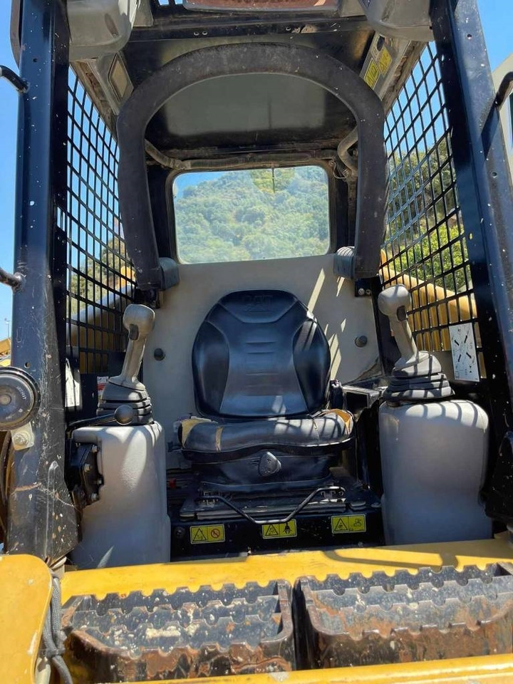 CAT 236 B - Mini nakladalec: slika 5 CAT 236 B - Mini nakladalec: slika 5