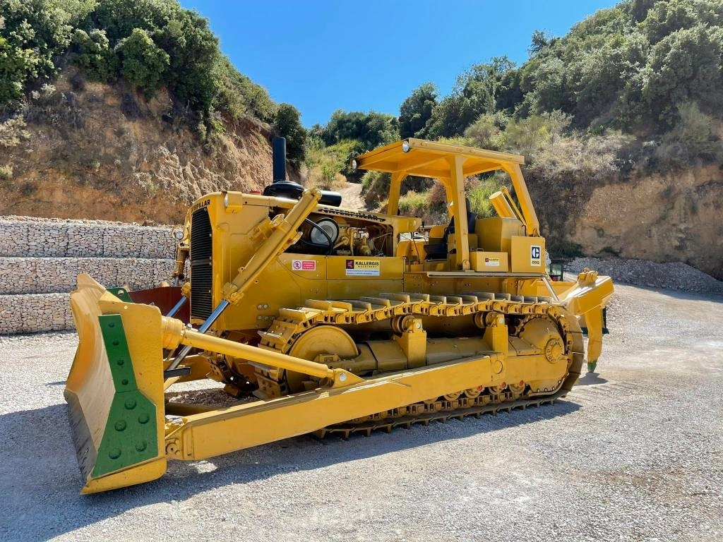 CAT D 9 G - Buldožer: slika 1 CAT D 9 G - Buldožer: slika 1