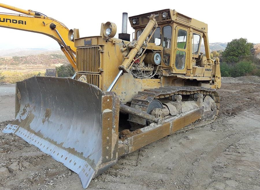Komatsu D 155 A-1 - Buldožer: slika 3 Komatsu D 155 A-1 - Buldožer: slika 3