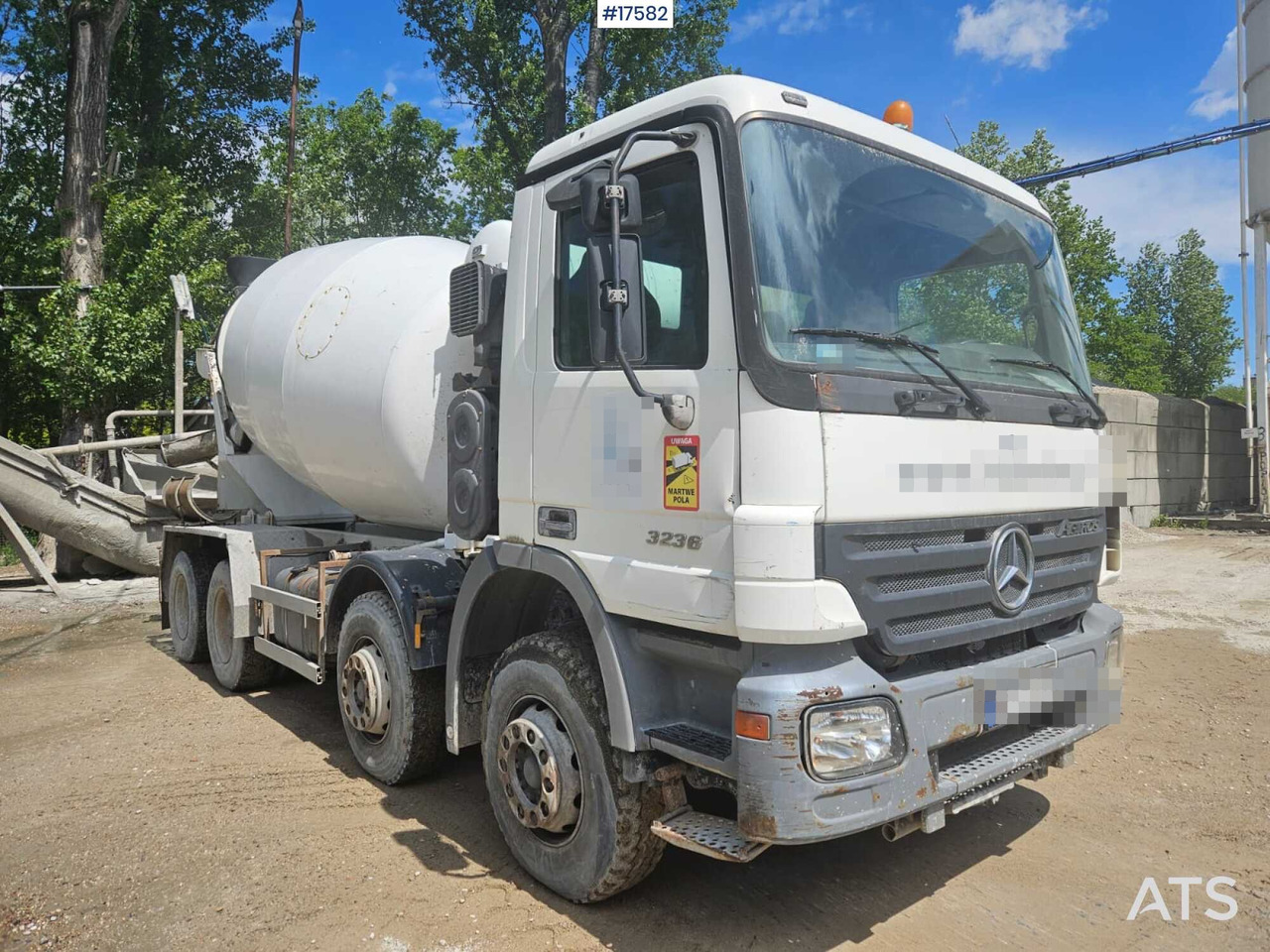 2005 Mercedes-Benz Actros 3236 - Avtomešalec: slika 4 2005 Mercedes-Benz Actros 3236 - Avtomešalec: slika 4
