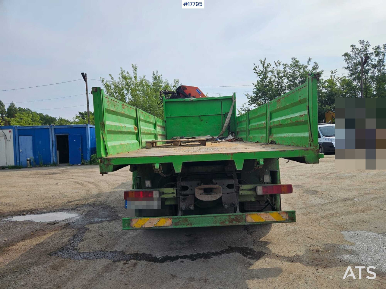 2007 Scania P 340 - Tovornjak s kesonom, Tovornjak z dvigalom: slika 5 2007 Scania P 340 - Tovornjak s kesonom, Tovornjak z dvigalom: slika 5