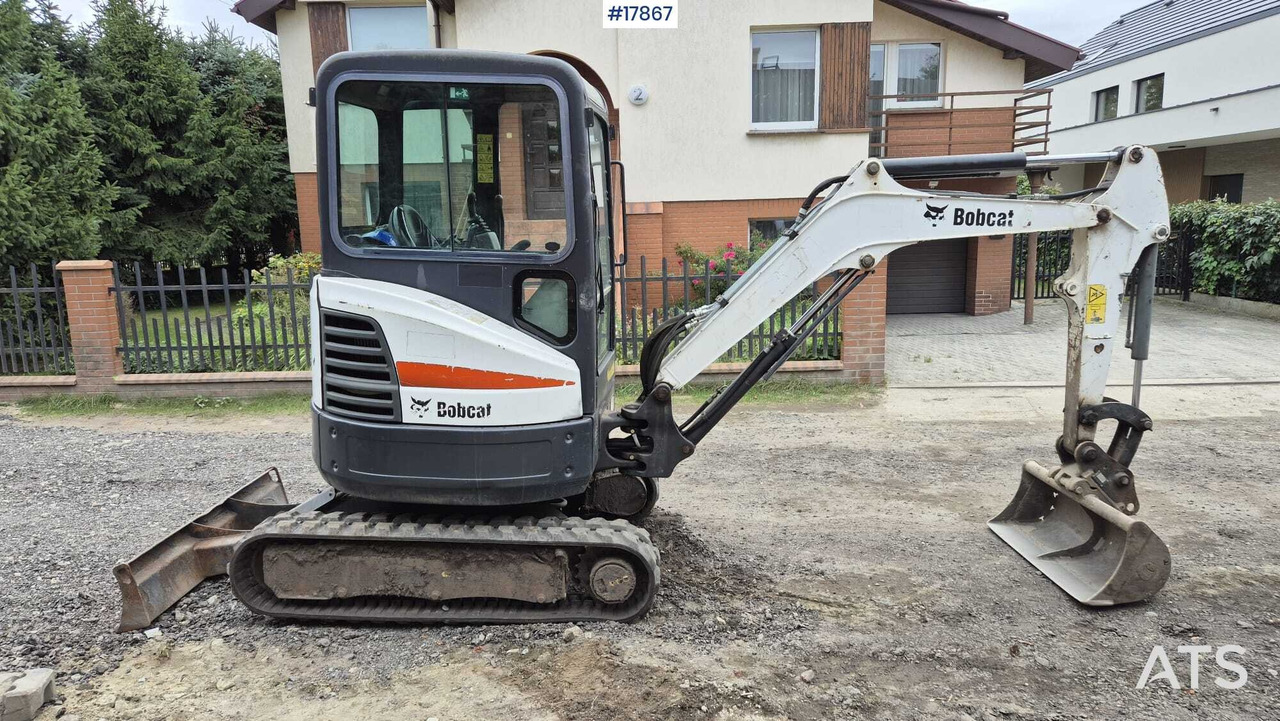 2015 Bobcat E25***EM - Mini bager: slika 3 2015 Bobcat E25***EM - Mini bager: slika 3
