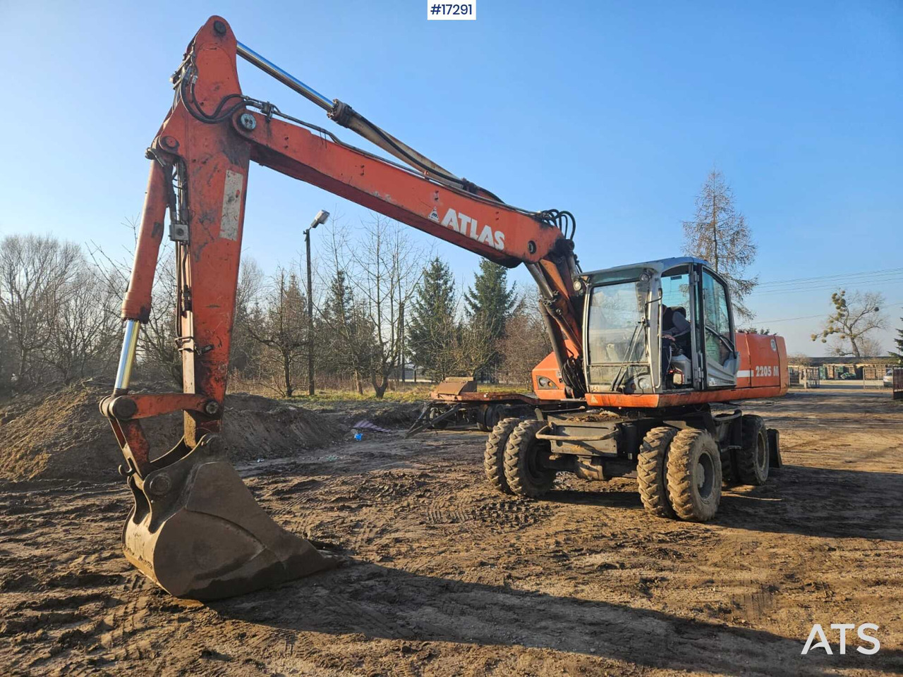 ATLAS 2205 M wheeled excavator (2005) - Bager na kolesih: slika 1 ATLAS 2205 M wheeled excavator (2005) - Bager na kolesih: slika 1