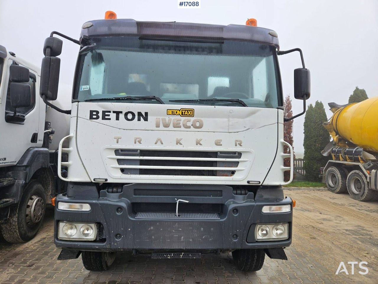 Concrete pump CIFA Magnum MK 28,4 IVECO 8x4 (2006) - Črpalka za beton: slika 4 Concrete pump CIFA Magnum MK 28,4 IVECO 8x4 (2006) - Črpalka za beton: slika 4