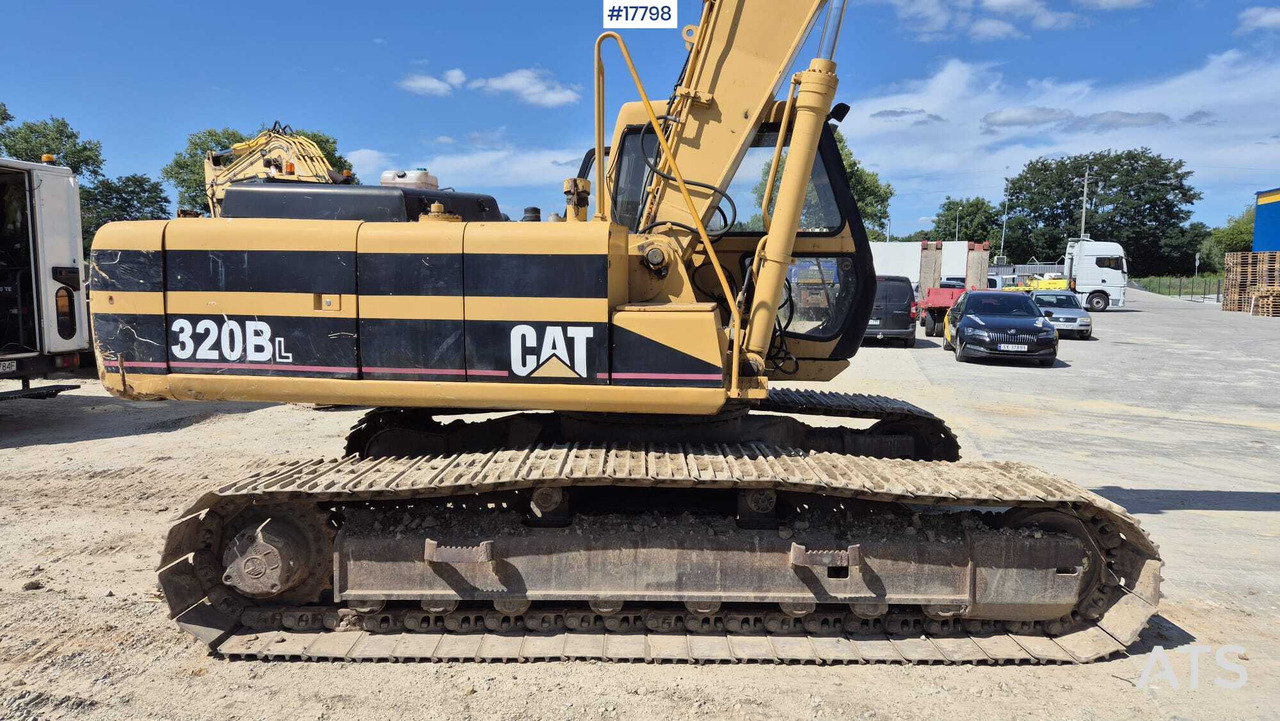 Crawler excavator JCB JS 220 LONG 16m (1997) - Bager goseničar: slika 2 Crawler excavator JCB JS 220 LONG 16m (1997) - Bager goseničar: slika 2