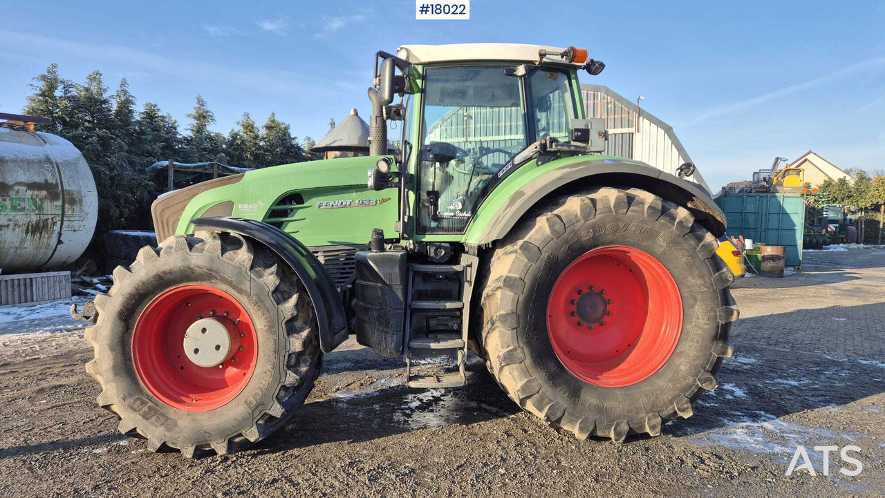 FENDT 933 Vario agricultural tractor (2015) - Traktor: slika 4 FENDT 933 Vario agricultural tractor (2015) - Traktor: slika 4