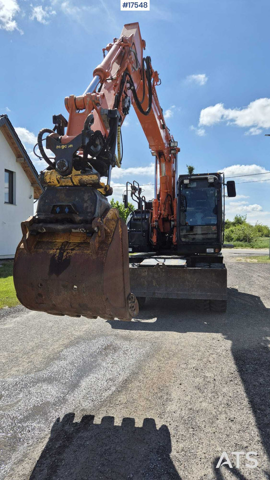 HITACHI ZX140W-6 Wheel Excavator (2019) - Bager na kolesih: slika 2 HITACHI ZX140W-6 Wheel Excavator (2019) - Bager na kolesih: slika 2
