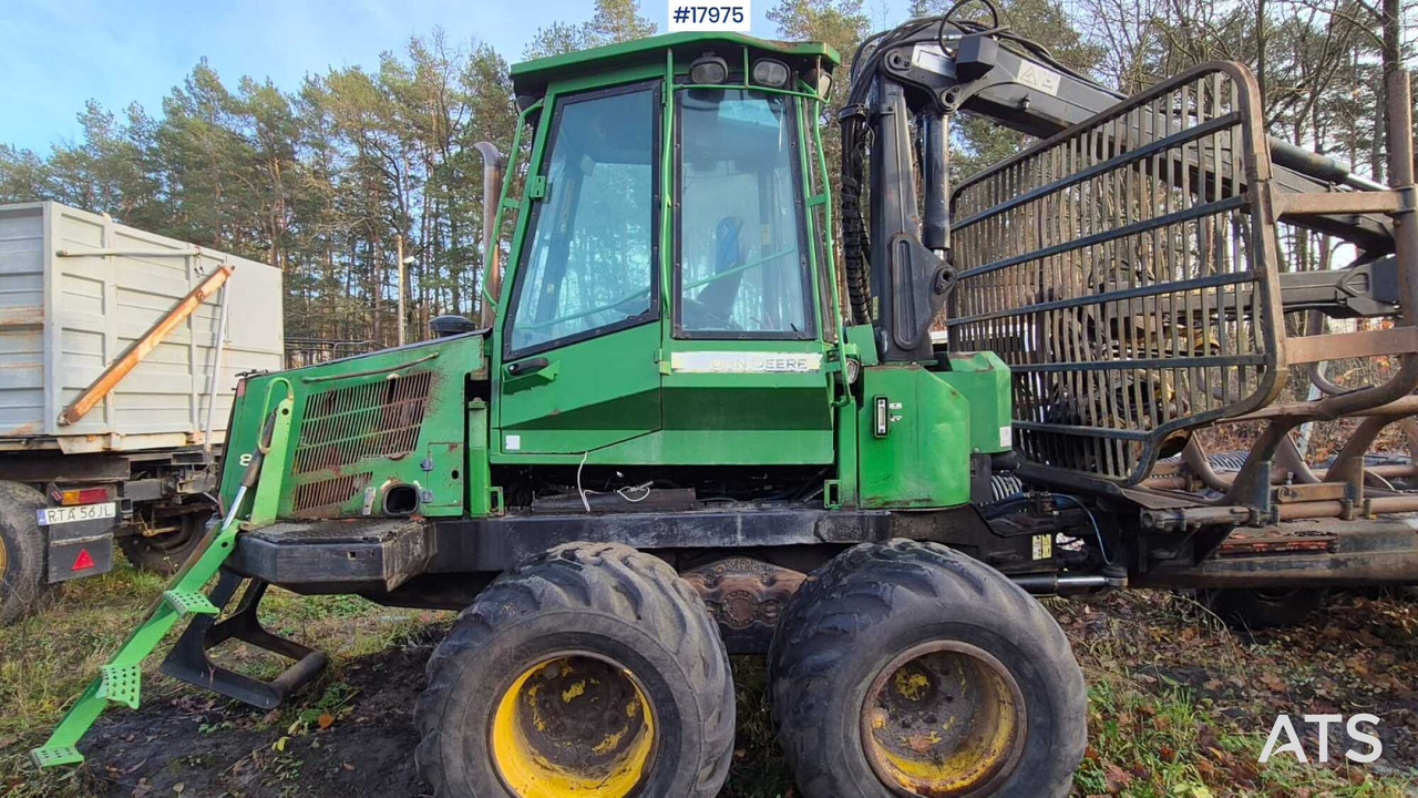 Forvarder John Deere 810D forwarder (2007): slika 9 Forvarder John Deere 810D forwarder (2007): slika 9