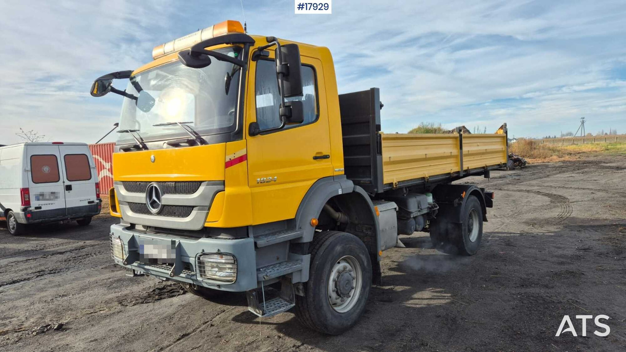 Mercedes-Benz 1824 4x4 dump truck (2005) - Tovornjak prekucnik: slika 5 Mercedes-Benz 1824 4x4 dump truck (2005) - Tovornjak prekucnik: slika 5