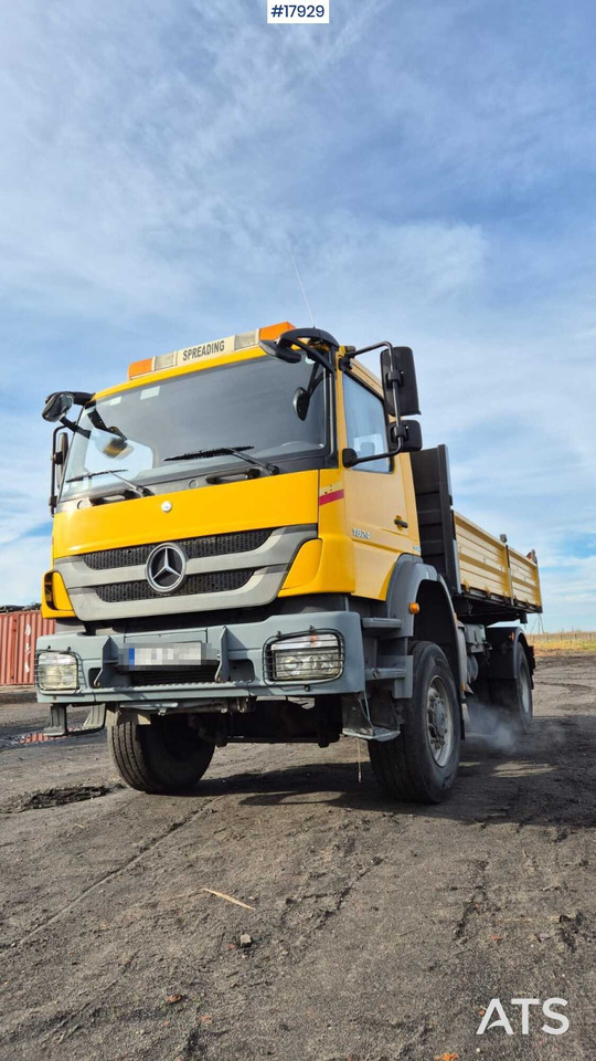 Mercedes-Benz 1824 4x4 dump truck (2005) - Tovornjak prekucnik: slika 4 Mercedes-Benz 1824 4x4 dump truck (2005) - Tovornjak prekucnik: slika 4