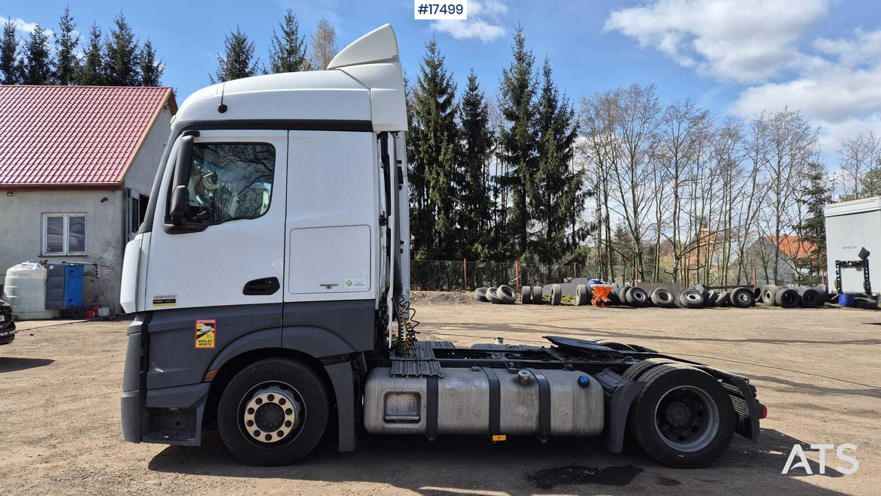 Truck tractor MERCEDES-BENZ ACTROS 1845 (2017) - Vlačilec: slika 4 Truck tractor MERCEDES-BENZ ACTROS 1845 (2017) - Vlačilec: slika 4