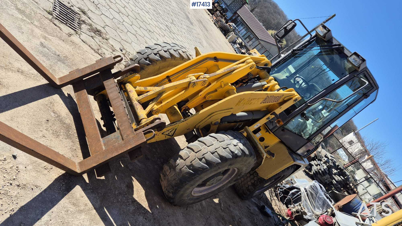 Wheel loader AHLMANN AL 85t 2004) forks, quick coupler, opening bucket. - Kolesni nakladalec: slika 2 Wheel loader AHLMANN AL 85t 2004) forks, quick coupler, opening bucket. - Kolesni nakladalec: slika 2