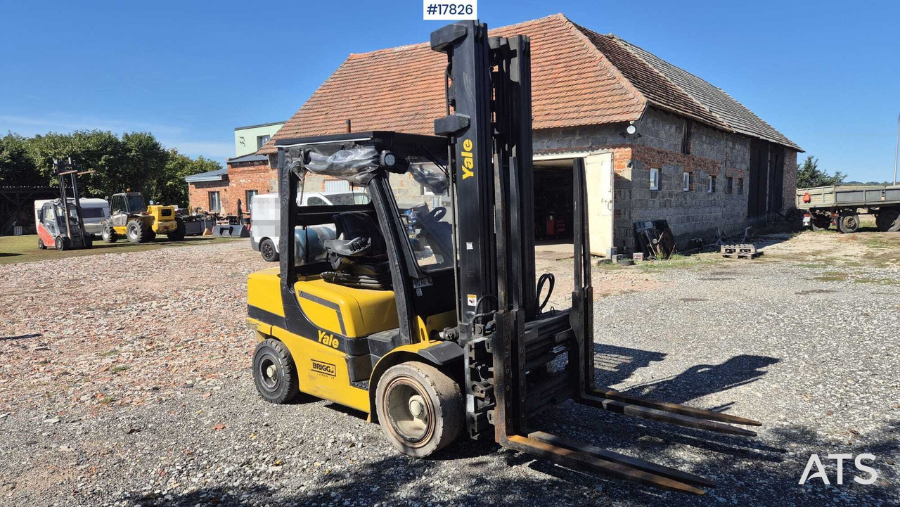 YALE GLP35VX Forklift (2017) - Plinski viličar: slika 1 YALE GLP35VX Forklift (2017) - Plinski viličar: slika 1