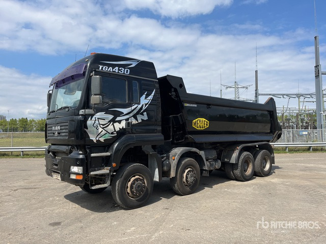 2006 MAN TGA41.430 8x8 Twin-Steer Sleeper T/A Dump Truck - Tovornjak prekucnik: slika 2 2006 MAN TGA41.430 8x8 Twin-Steer Sleeper T/A Dump Truck - Tovornjak prekucnik: slika 2