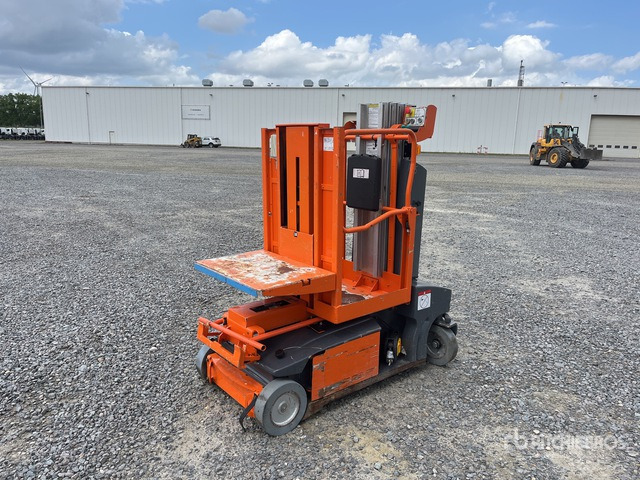2011 JLG Toucan-Duo Vertical Mast Lift - Vertikalni dvižni teleskop: slika 3 2011 JLG Toucan-Duo Vertical Mast Lift - Vertikalni dvižni teleskop: slika 3