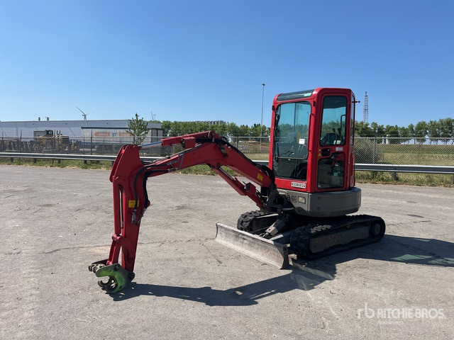 2014 Bobcat E26 Mini Excavator: <6.6t - Mini bager: slika 1 2014 Bobcat E26 Mini Excavator: <6.6t - Mini bager: slika 1