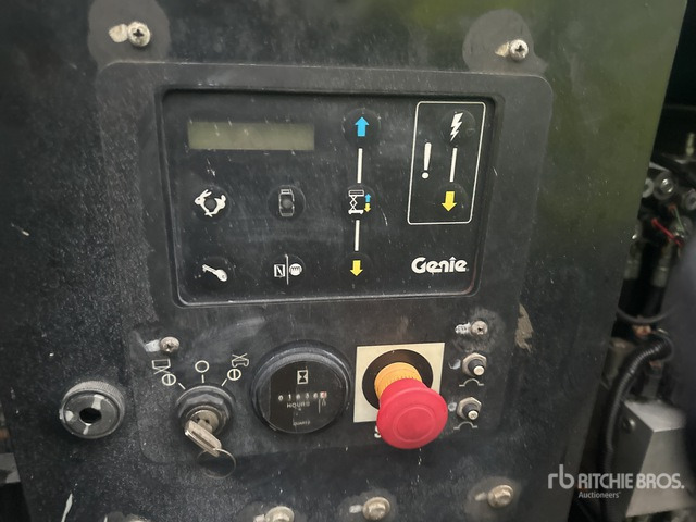 2015 Genie GS-3369RT 4x4 Diesel (Inoperable) Scissor Lift - Škarjasta dvižna ploščad: slika 5 2015 Genie GS-3369RT 4x4 Diesel (Inoperable) Scissor Lift - Škarjasta dvižna ploščad: slika 5