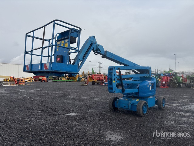 2015 Genie Z-45/25 2WD Electric Articulating Boom Lift - Zglobna dvižna ploščad: slika 3 2015 Genie Z-45/25 2WD Electric Articulating Boom Lift - Zglobna dvižna ploščad: slika 3