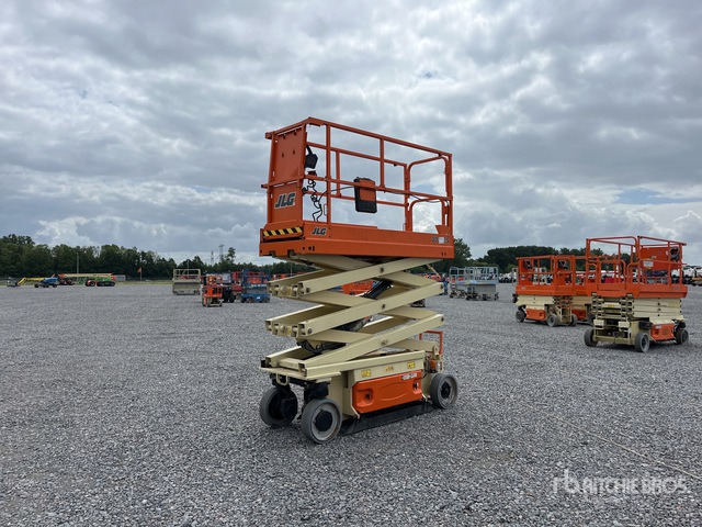 2015 JLG 2032ES Electric Scissor Lift - Škarjasta dvižna ploščad: slika 2 2015 JLG 2032ES Electric Scissor Lift - Škarjasta dvižna ploščad: slika 2