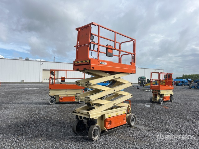2015 JLG 2032ES Electric Scissor Lift - Škarjasta dvižna ploščad: slika 1 2015 JLG 2032ES Electric Scissor Lift - Škarjasta dvižna ploščad: slika 1